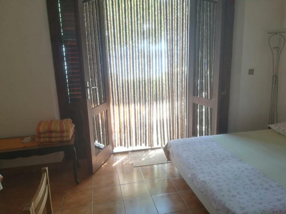 Apartmani Ujdur Omiš Exteriör bild