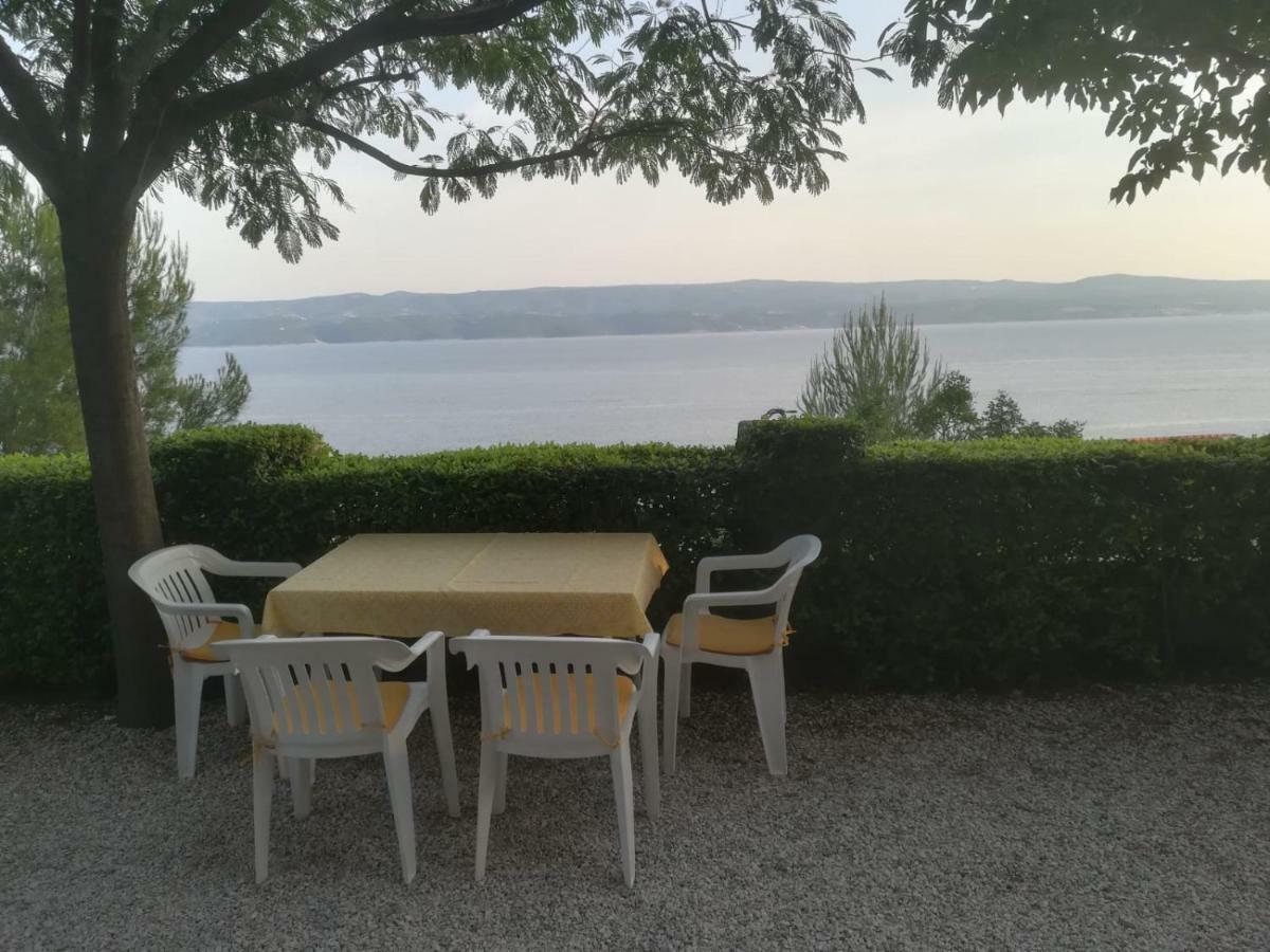 Apartmani Ujdur Omiš Exteriör bild