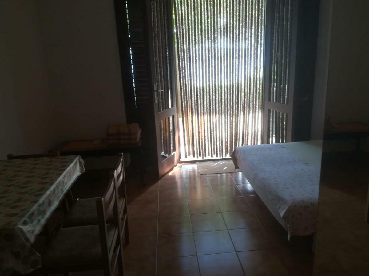 Apartmani Ujdur Omiš Exteriör bild