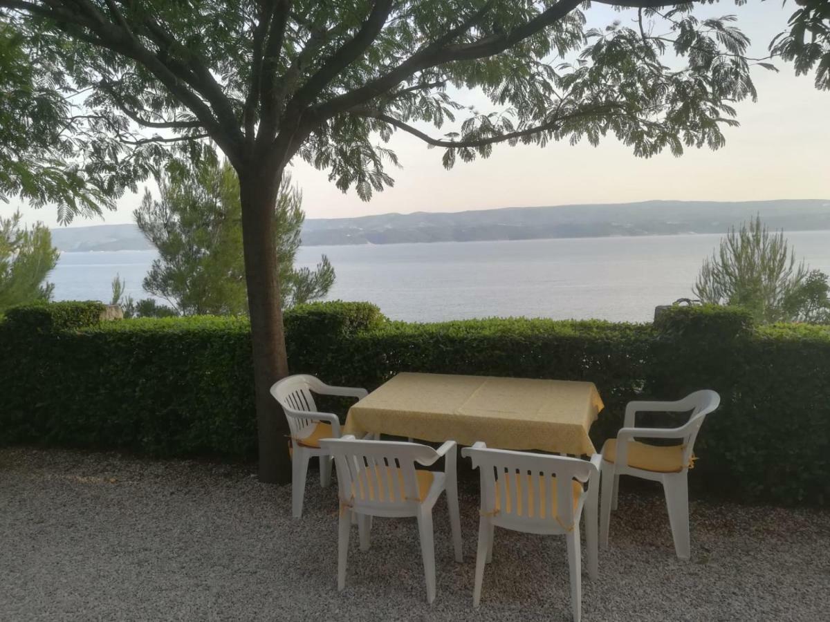 Apartmani Ujdur Omiš Exteriör bild