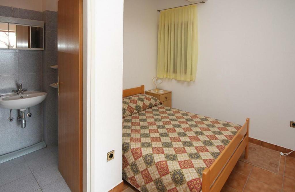 Apartmani Ujdur Omiš Exteriör bild