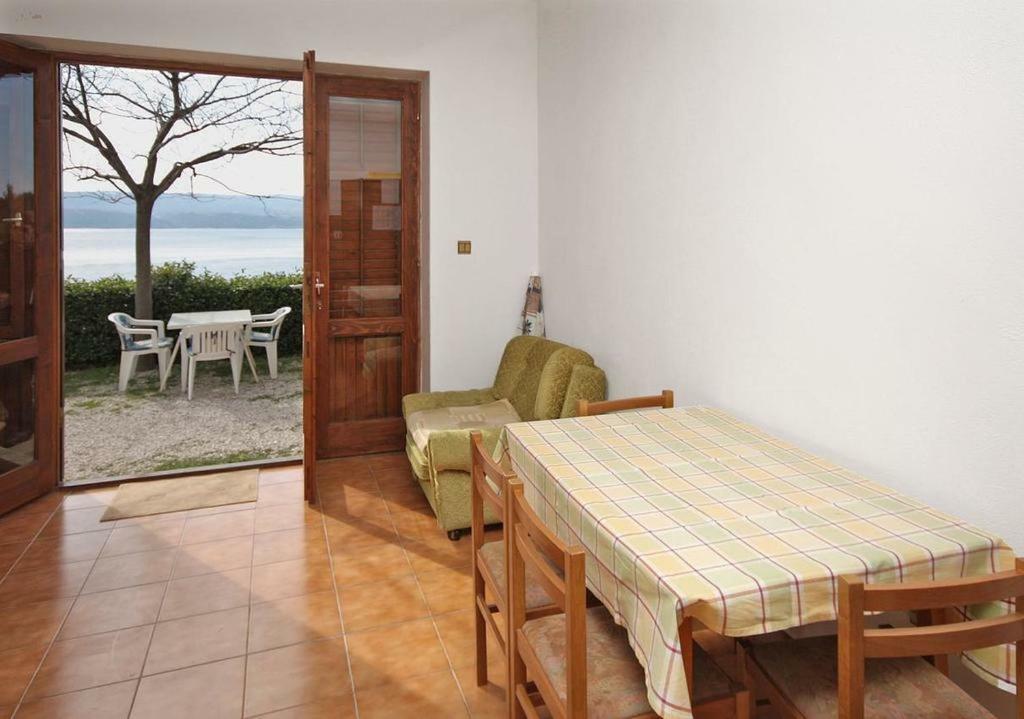 Apartmani Ujdur Omiš Exteriör bild